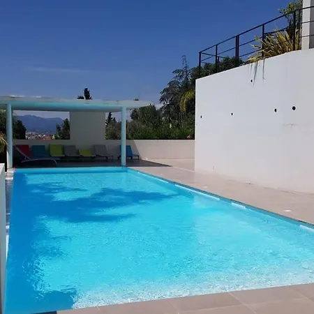 A096 - Superbe Avec Vue Et Piscine Apartment *
